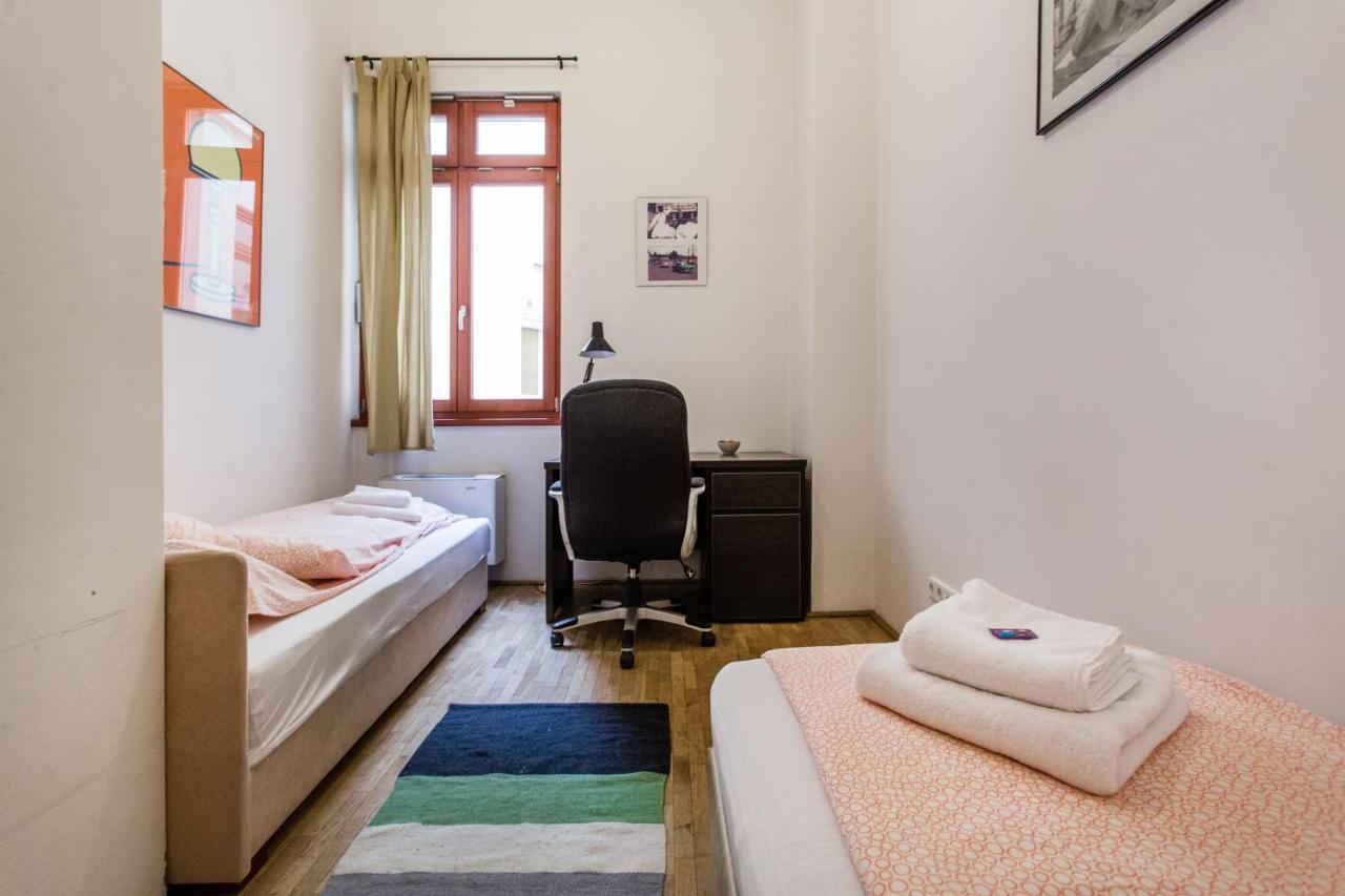 Family Suite By Heroes' Square Budapest Exterior foto